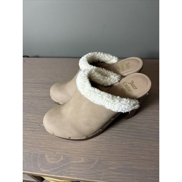 Juicy Couture Anora Faux Fur Shearling Studded Heel Mule Clogs SZ 7.5M Tan - Picture 7 of 9